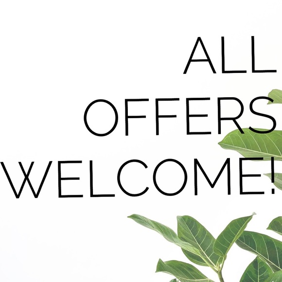 helpful info about my closet 🦋 - Picture 1 of 4